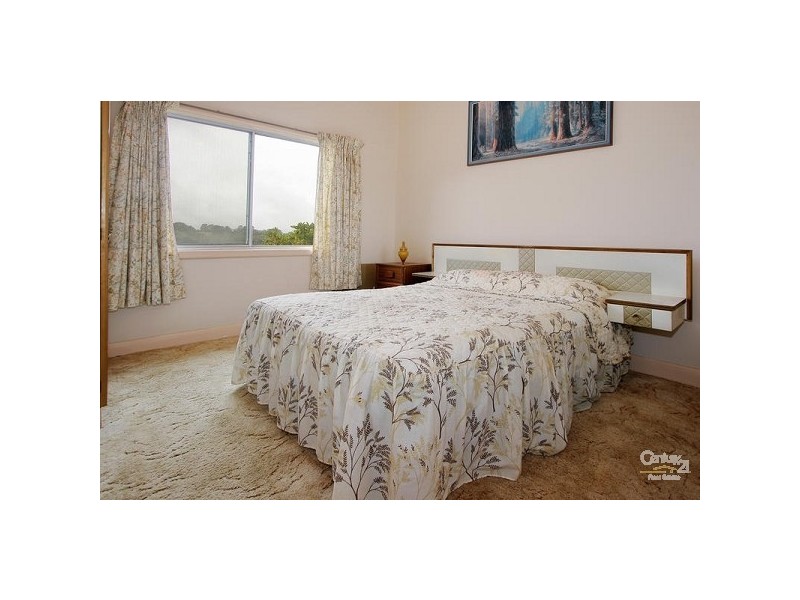 37 Henderson Hill Rd, Silvan VIC 3795