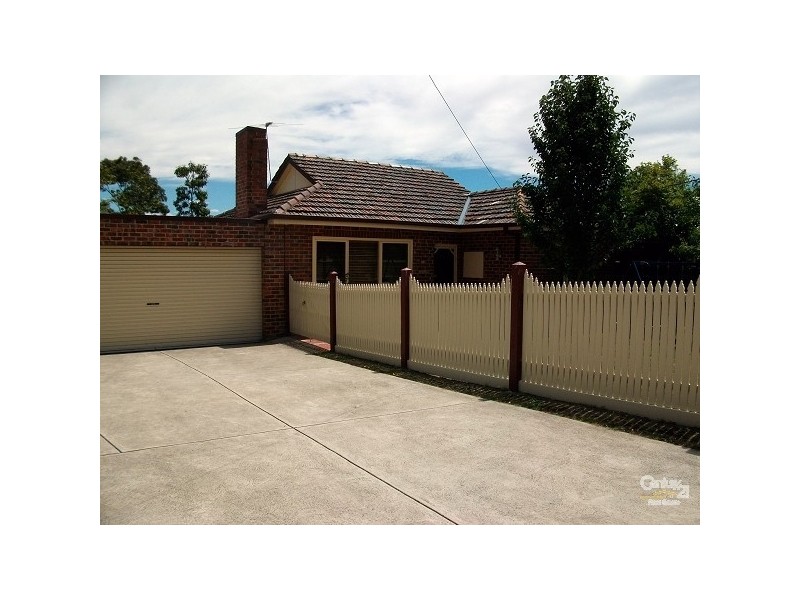 24 Highton St, Ringwood East VIC 3135