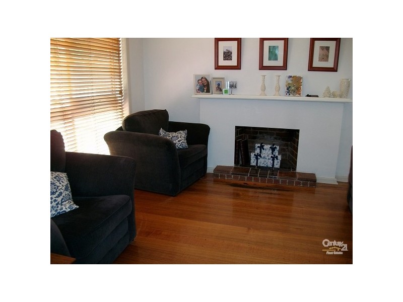 24 Highton St, Ringwood East VIC 3135