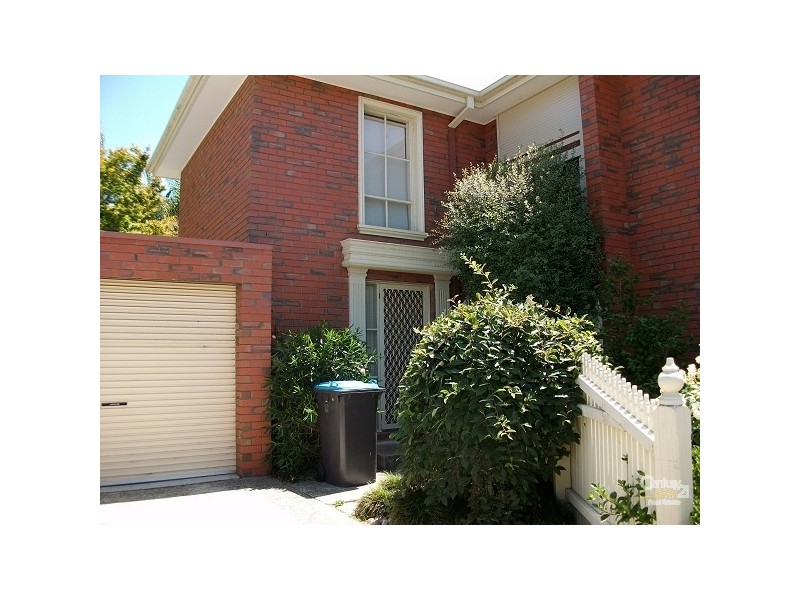4/11 Armstrong Road, Bayswater VIC 3153