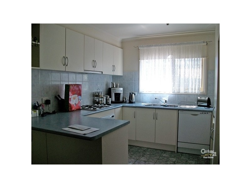 4/11 Armstrong Road, Bayswater VIC 3153