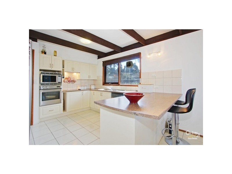 3 Malcolm Crt, Ringwood East VIC 3135