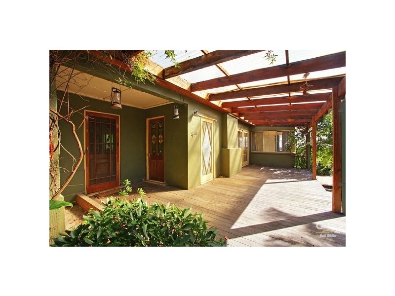 15 Alexandra Road, Ringwood East VIC 3135