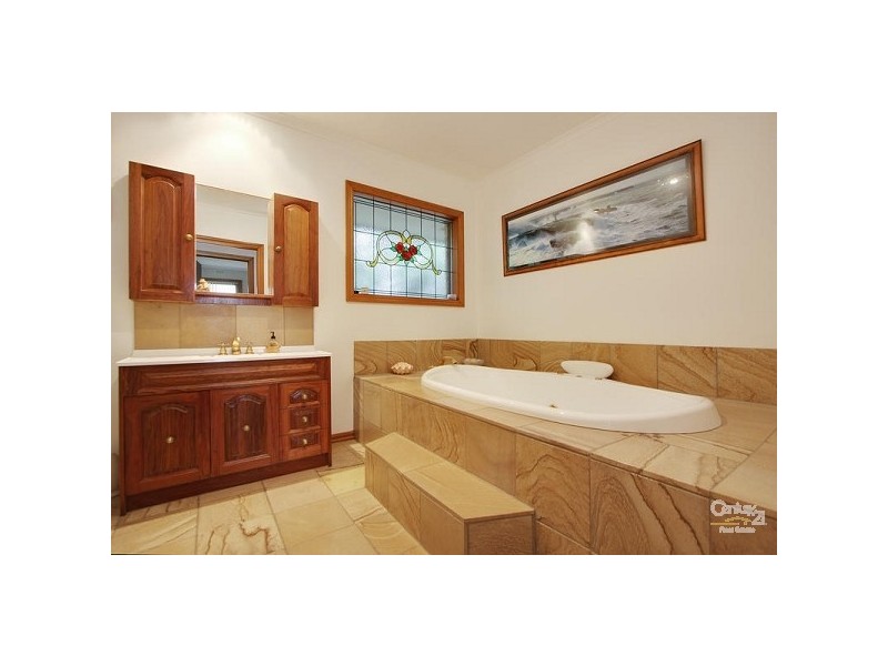 14 Byrne Road, Bayswater North VIC 3153