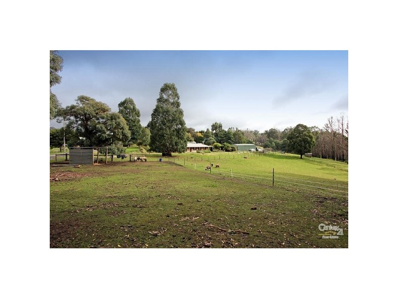 49 Ellison Street, Kinglake VIC 3763
