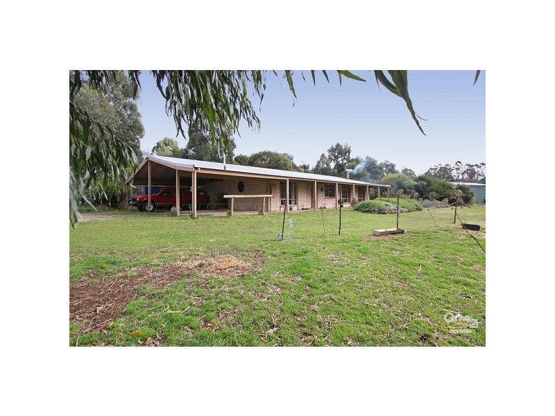 49 Ellison Street, Kinglake VIC 3763