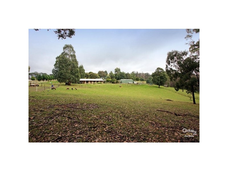 49 Ellison Street, Kinglake VIC 3763