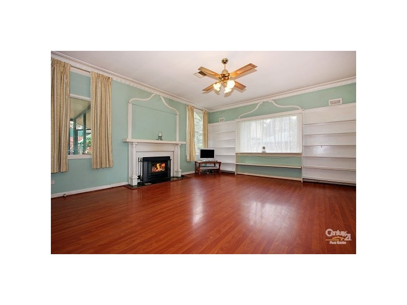 5 Ross Street, Tecoma VIC 3160