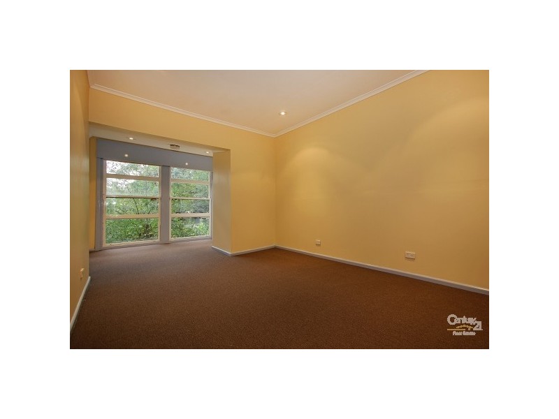 5 Ross Street, Tecoma VIC 3160