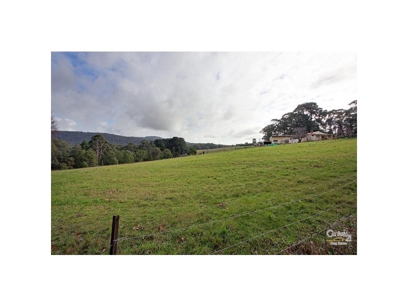 142 Monbulk Road, Mount Evelyn VIC 3796