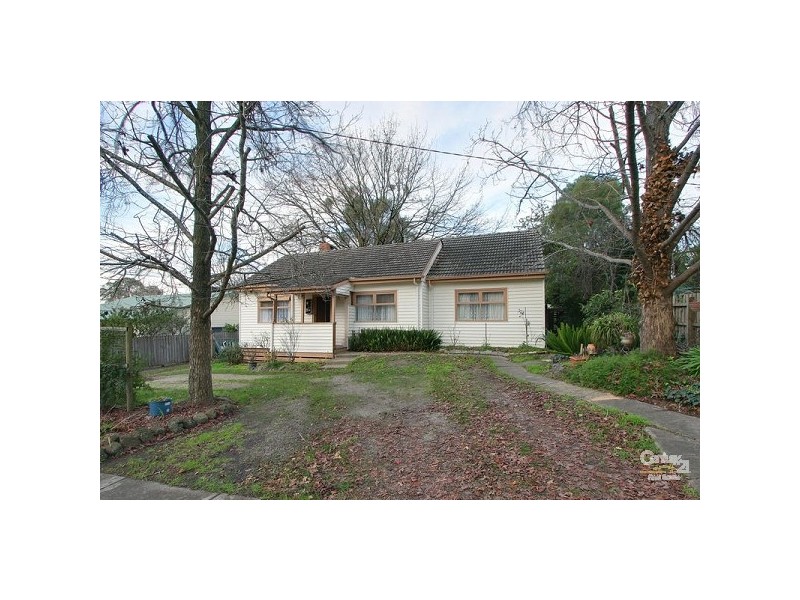 12 Allendale Road, Croydon VIC 3136