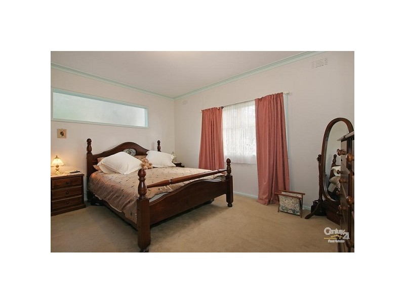 12 Allendale Road, Croydon VIC 3136