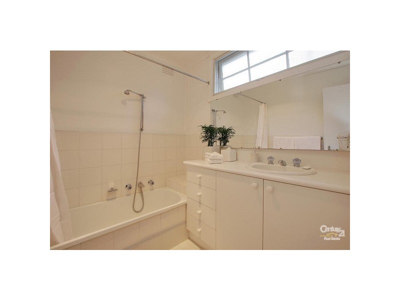 67 Hender Street, Ringwood East VIC 3135