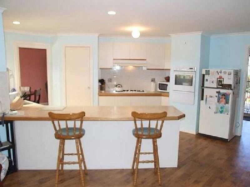 76 Langbourne Drive, Narre Warren South VIC 3805