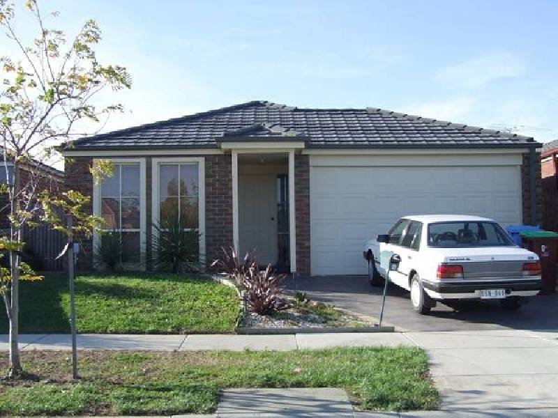 4 Fleet Street, Narre Warren South VIC 3805