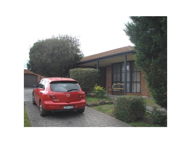 7 Debanne Court, Narre Warren VIC 3805