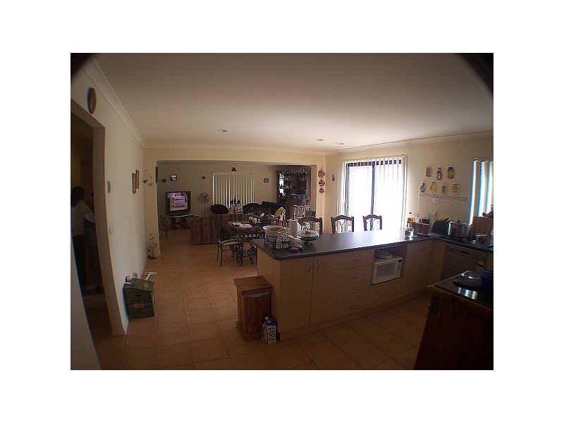 21 Pevensey Drive, Narre Warren South VIC 3805