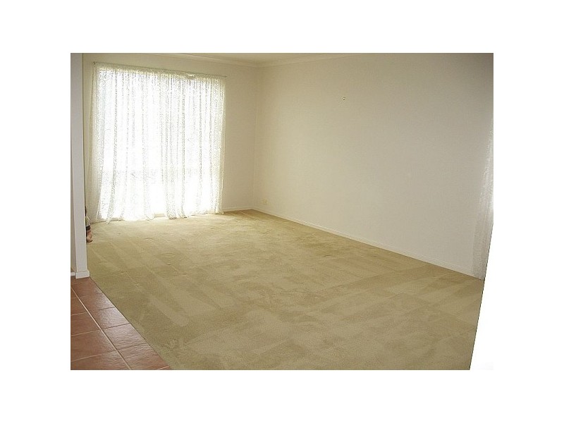 19 Lansbury Drive, Narre Warren South VIC 3805