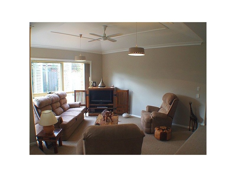 49 The Promenade, Narre Warren South VIC 3805