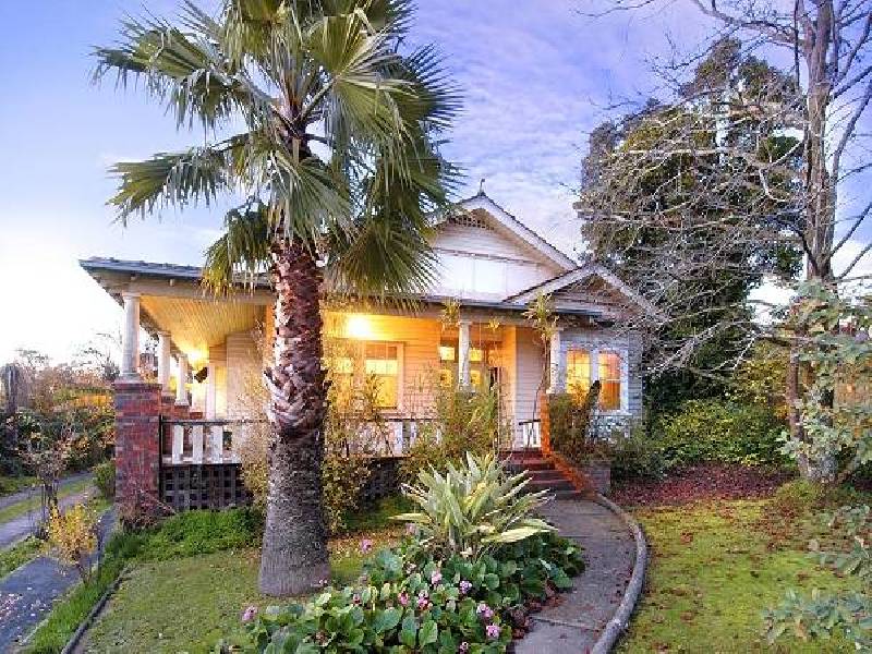 317 Mount Dandenong Road, Croydon VIC 3136
