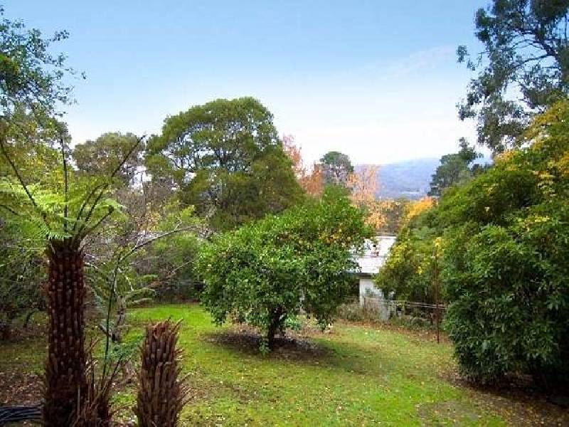 13 North Avenue, Mount Evelyn VIC 3796