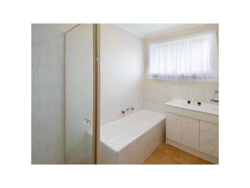 3 Armstrong Rd, Yarra Glen VIC 3775