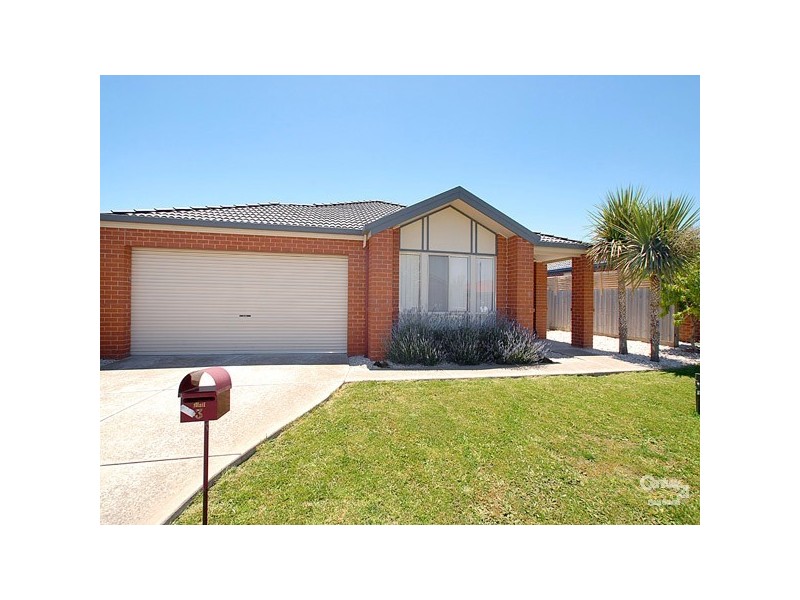 3 Dahlen Place, Berwick VIC 3806