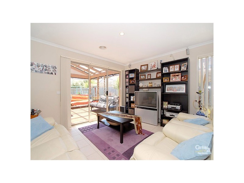 3 Dahlen Place, Berwick VIC 3806