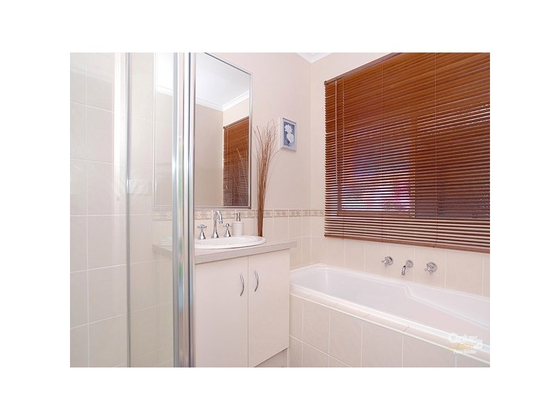 3 Dahlen Place, Berwick VIC 3806