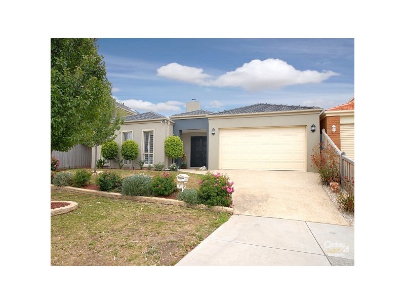 2 Oakmoss Place, Berwick VIC 3806