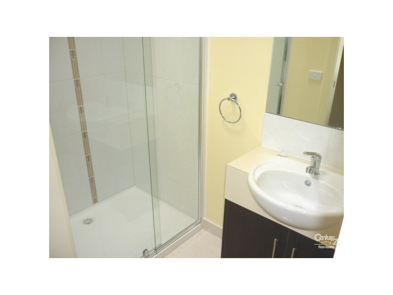 2/7 Roseville Court, Berwick VIC 3806