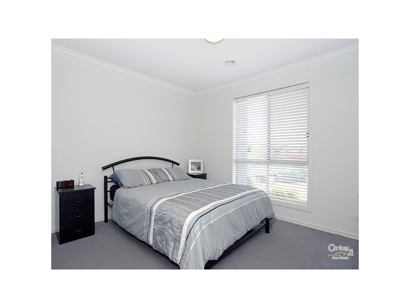 5 Chin Court, Berwick VIC 3806