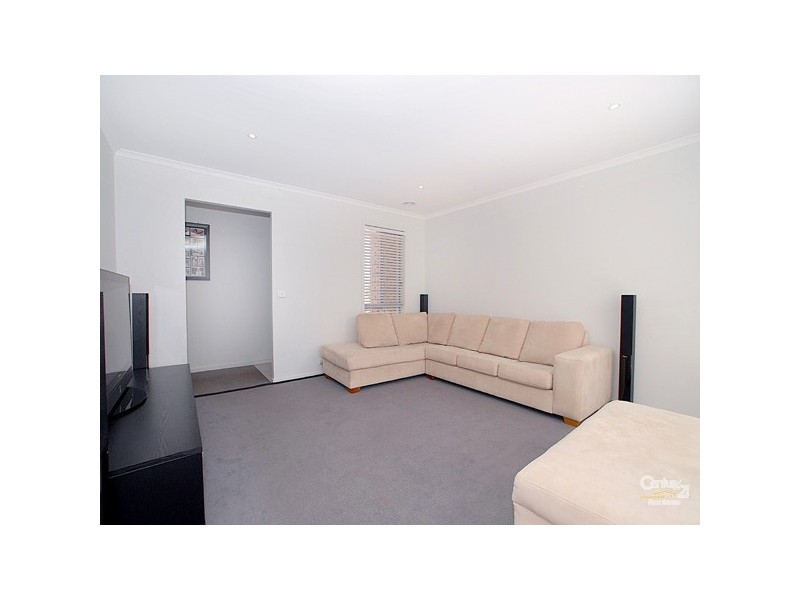 5 Chin Court, Berwick VIC 3806