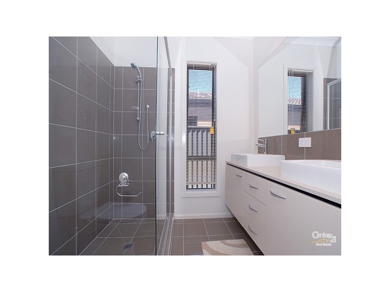 5 Ardor Avenue, Narre Warren South VIC 3805