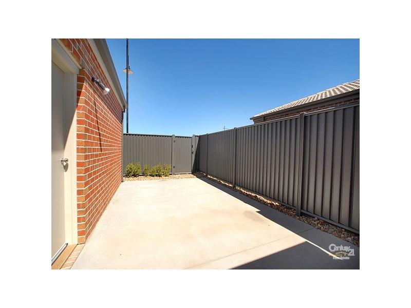 5 Ardor Avenue, Narre Warren South VIC 3805