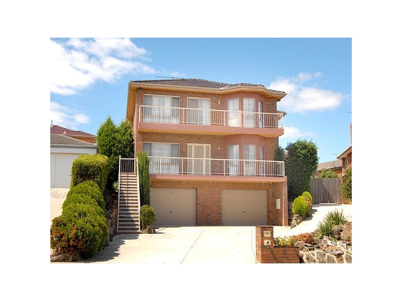 8 Freeman Court, Endeavour Hills VIC 3802