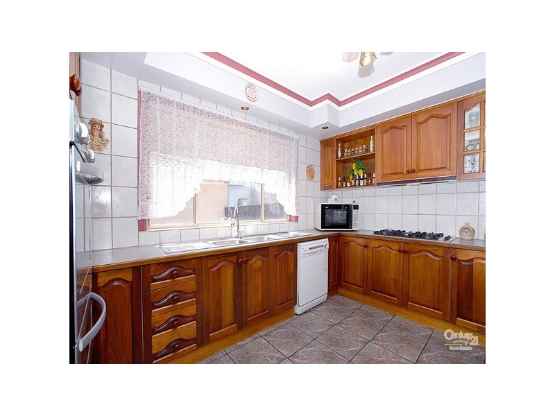 8 Freeman Court, Endeavour Hills VIC 3802