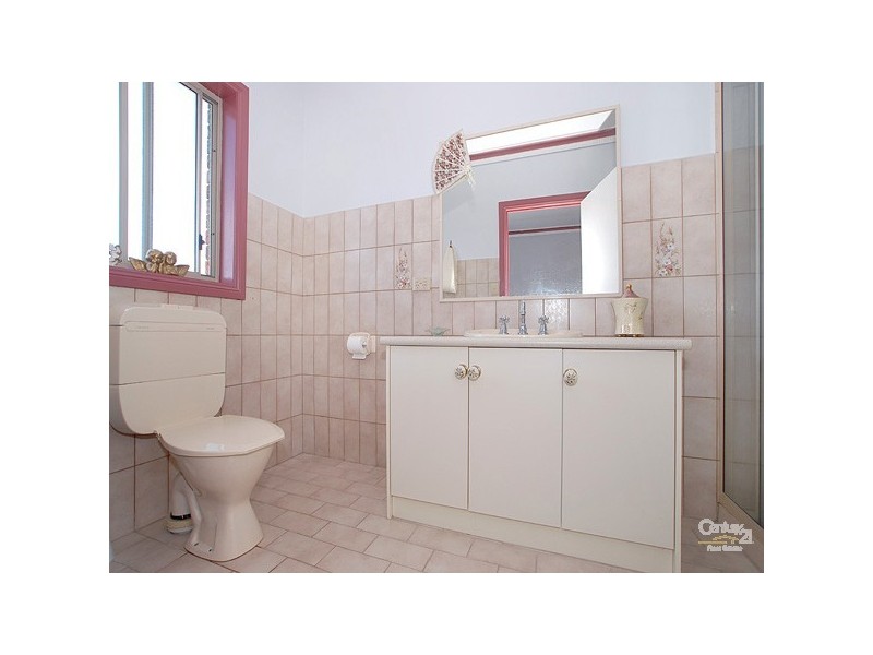 8 Freeman Court, Endeavour Hills VIC 3802