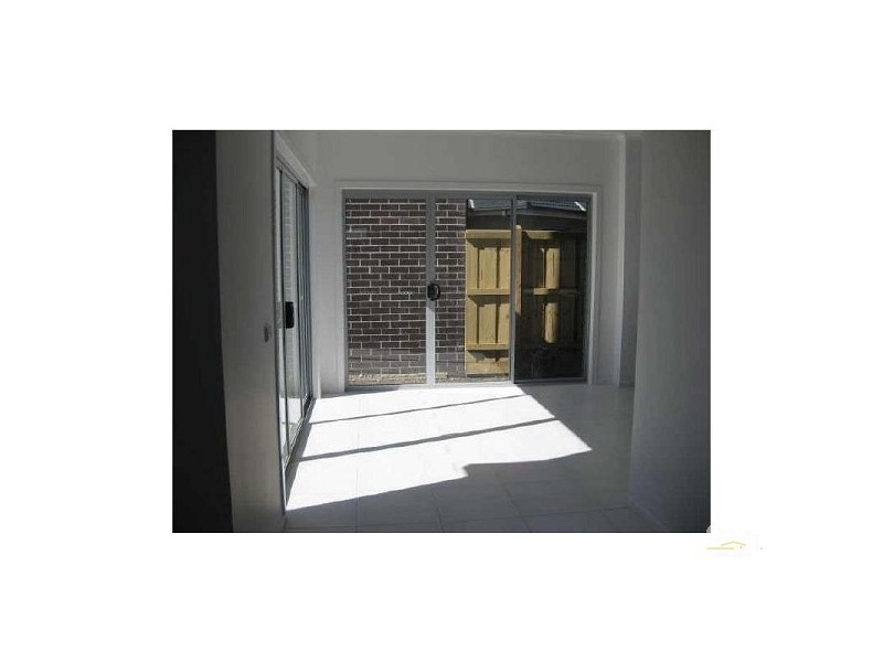 1/7 Roseville Court, Berwick VIC 3806