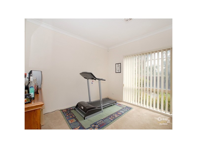 17/12 Grant Close, Berwick VIC 3806