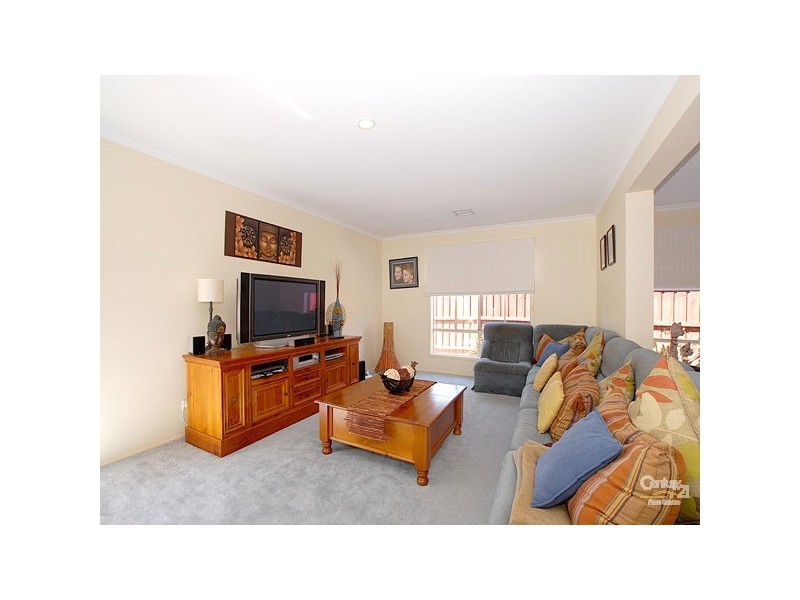 22 Napier Way, Narre Warren South VIC 3805