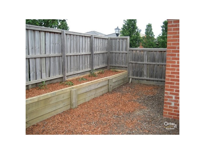 10/133 Bemersyde Drive, Berwick VIC 3806