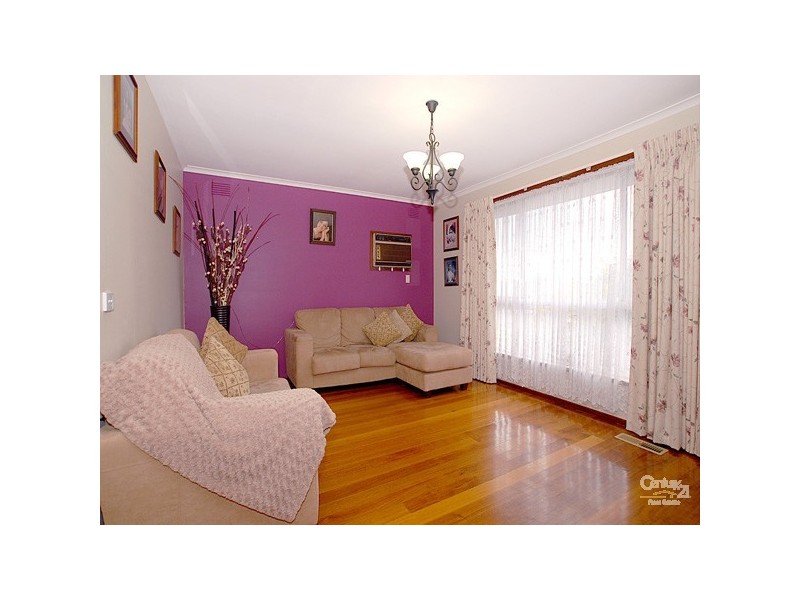 9 Wallaroo Avenue, Narre Warren VIC 3805