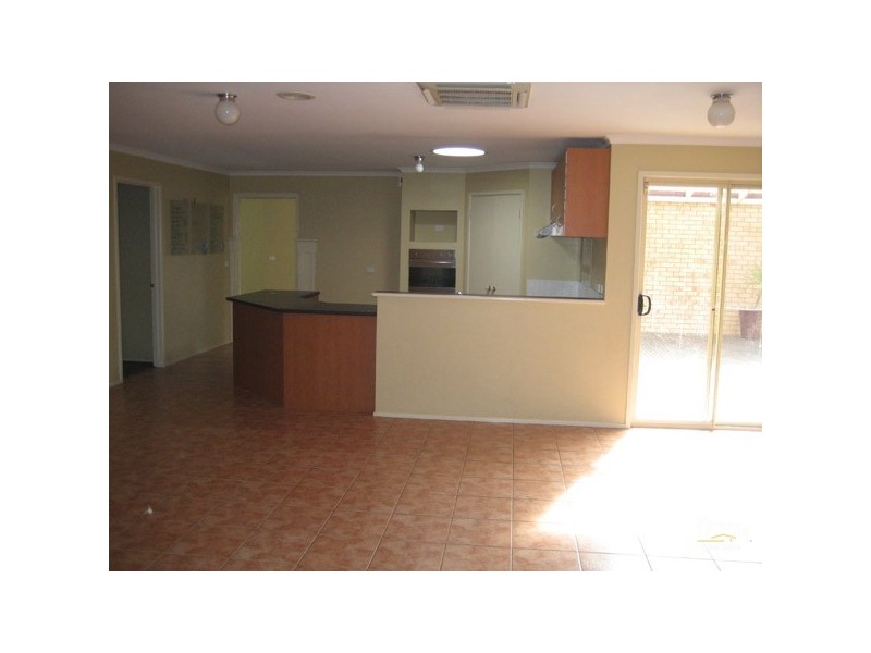 69 Streeton Way, Berwick VIC 3806