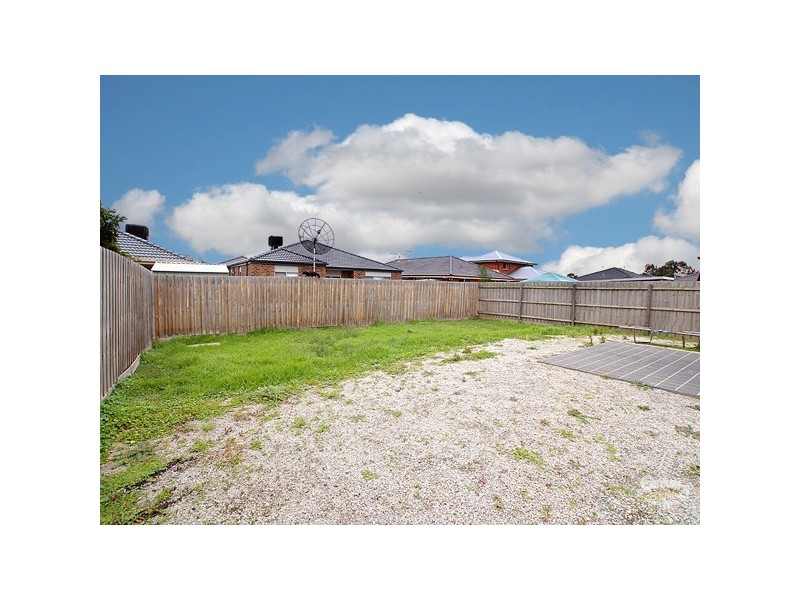 48 Sing Crescent, Berwick VIC 3806