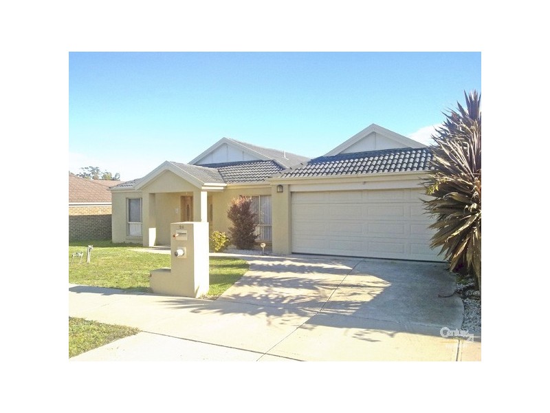 26 St Bernards Crs, Lynbrook VIC 3975