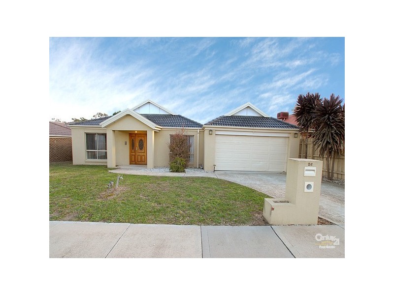 26 St Bernards Crs, Lynbrook VIC 3975