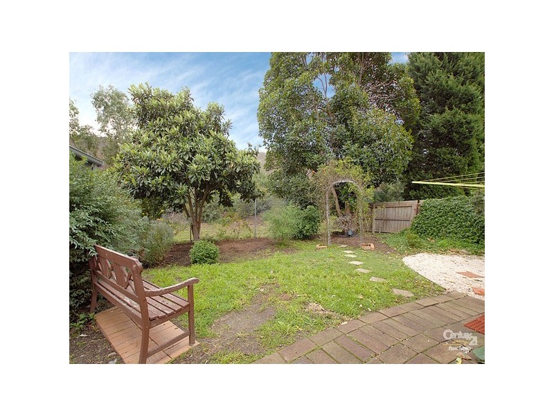 172 James Cook Drive, Endeavour Hills VIC 3802