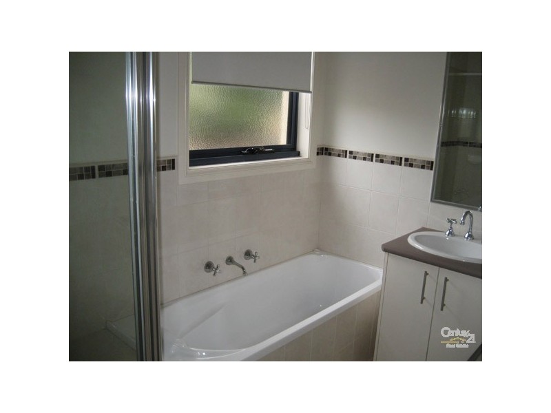 1/49 Palmerston Street, Berwick VIC 3806