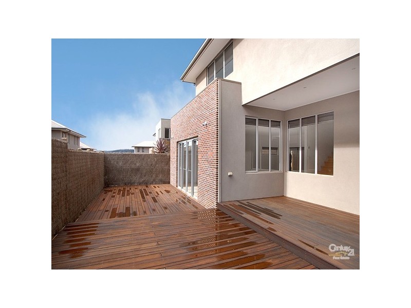 6/4 Buchanan Road, Berwick VIC 3806